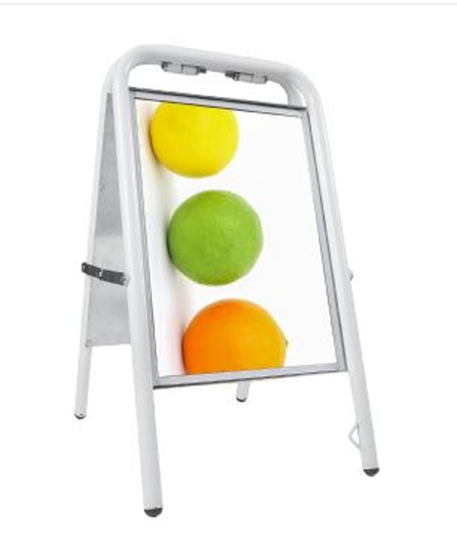 Meglerbukk A3 hvit Portrait